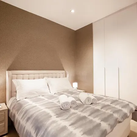 Near Acropolis Brand New 1 Min From Metro
