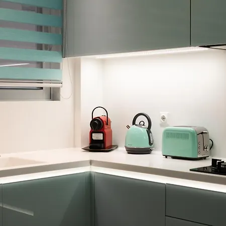 Apartment Near Acropolis Brand New 1 Min From Metro